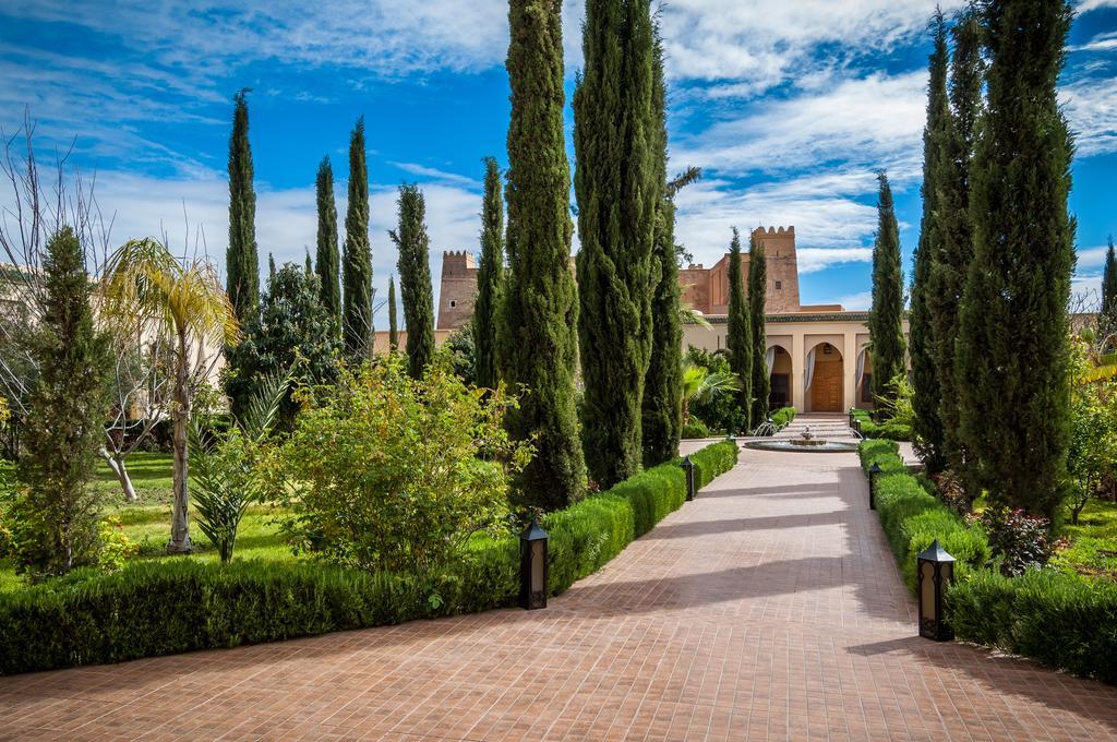 Riad Sougtani Tazrou Bagian luar foto