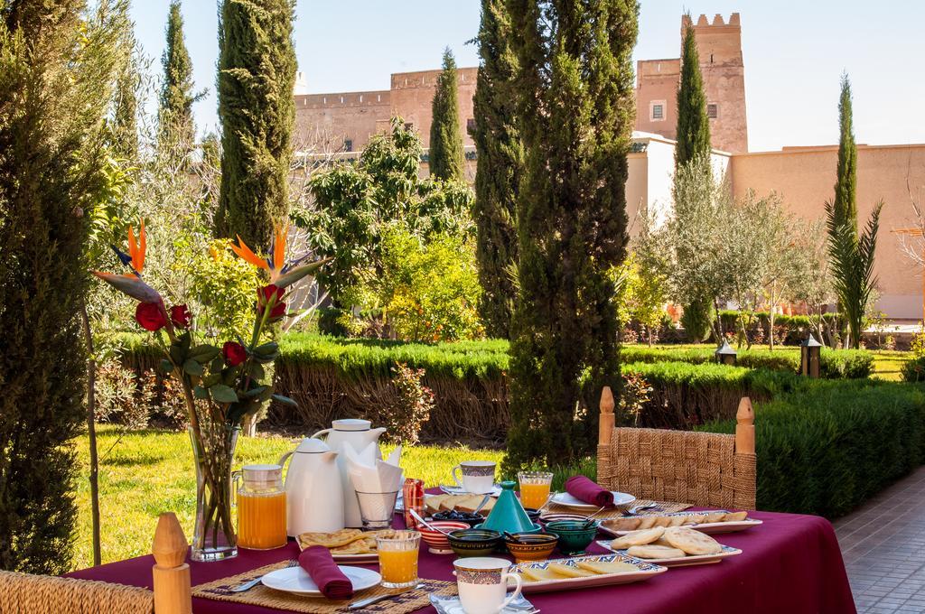 Riad Sougtani Tazrou Bagian luar foto
