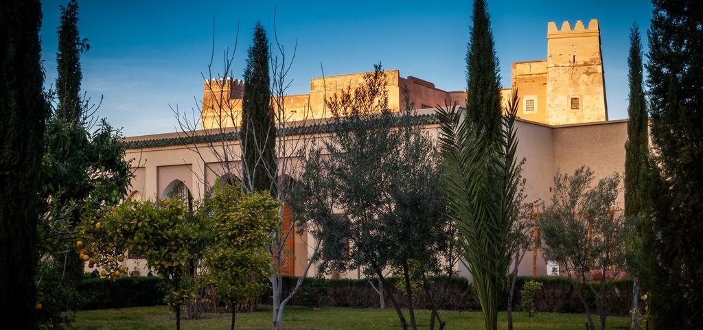 Riad Sougtani Tazrou Bagian luar foto