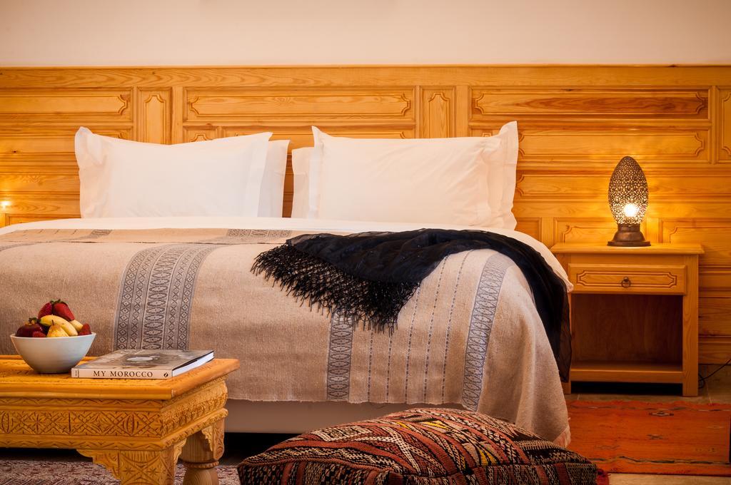 Riad Sougtani Tazrou Bagian luar foto