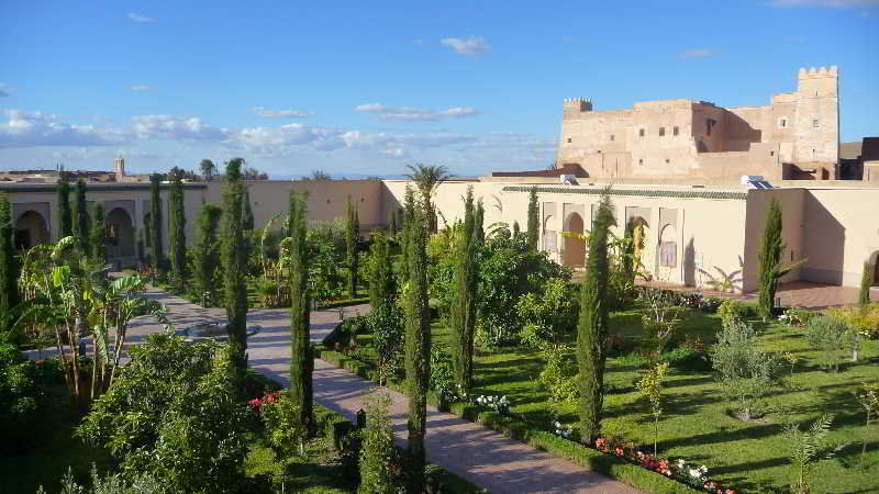 Riad Sougtani Tazrou Bagian luar foto