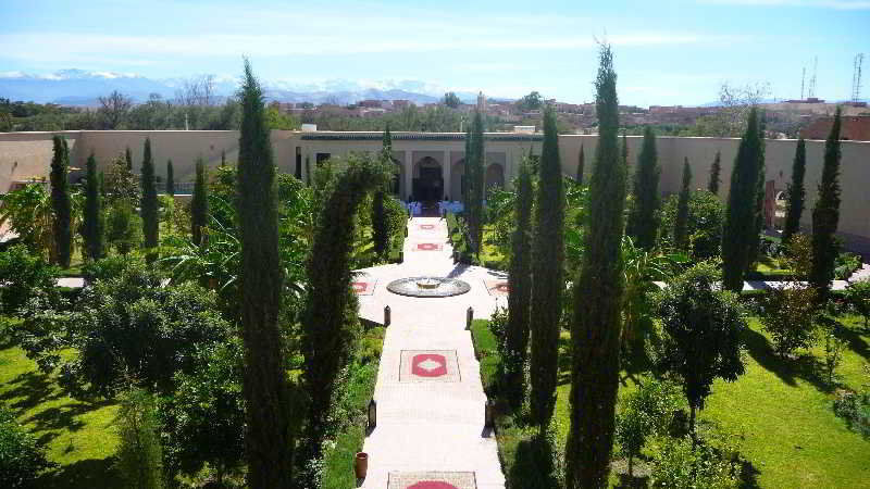Riad Sougtani Tazrou Bagian luar foto